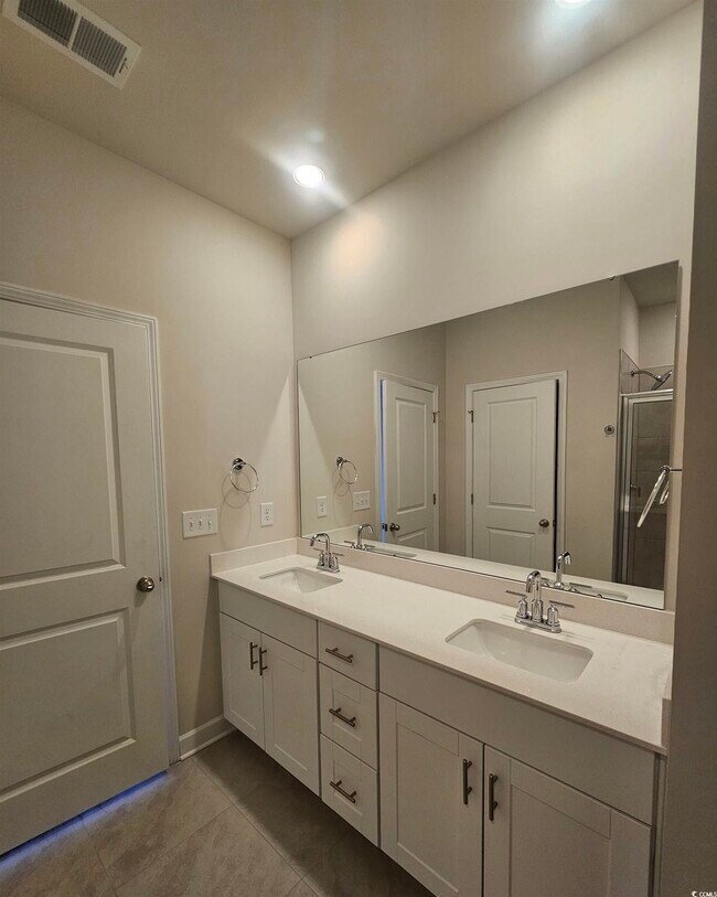 Building Photo - 315 Wades Way