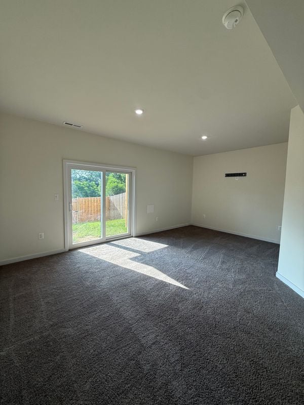 Building Photo - 28 Marineris Cir