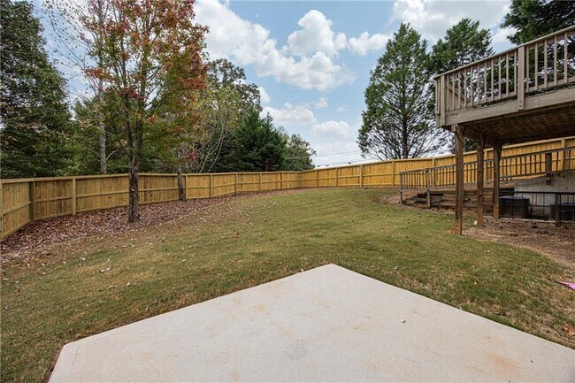 Building Photo - 2675 Sugar Mill Dr SE