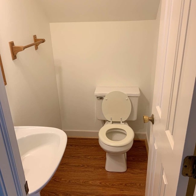 Building Photo - 7121 Mill Valley Rd