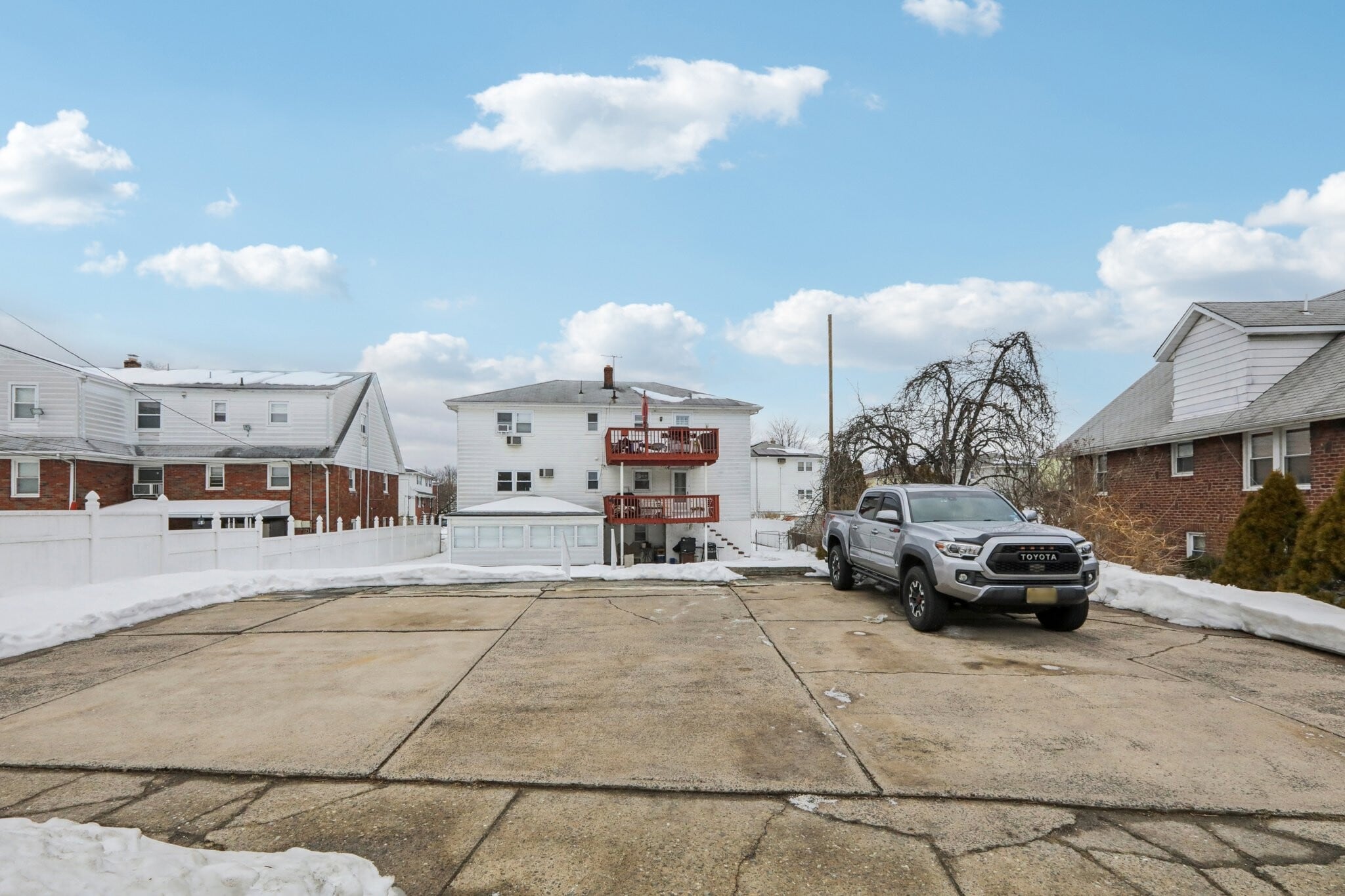 Building Photo - 10 Millo Pl