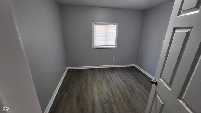 Building Photo - 86 N Holmes Ave