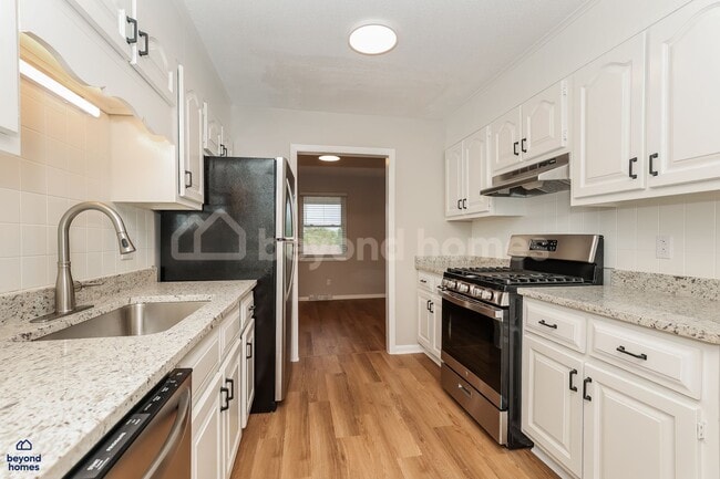 Building Photo - 7528 Temple Acres Dr