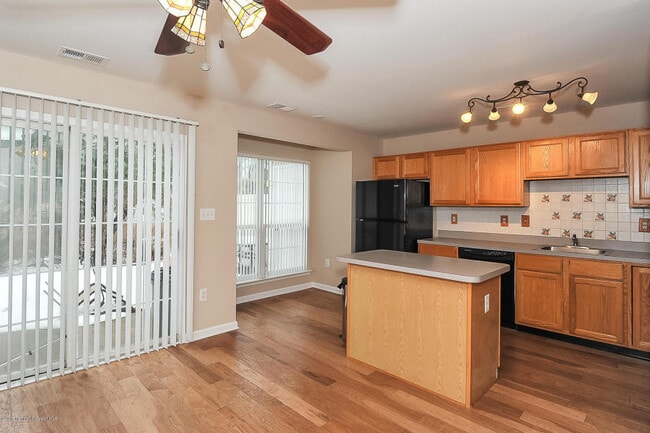 Building Photo - 123 Wood Duck Court