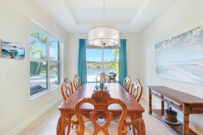 Building Photo - 510 Carrara Ct