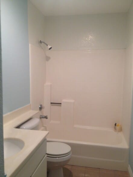 Upstairs Bath tub/ Shower - 15111 Freeman Ave