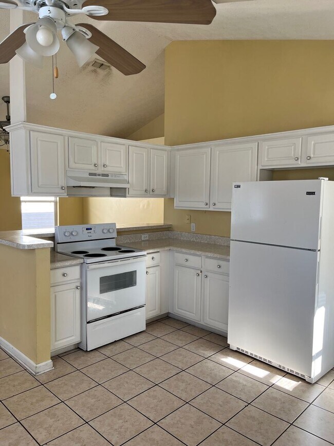 Building Photo - 220 Seahorse Wy