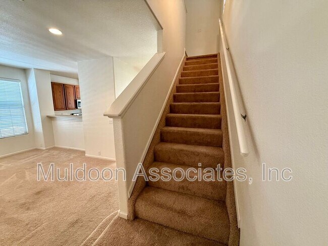 Building Photo - 2273 Falkirk Dr
