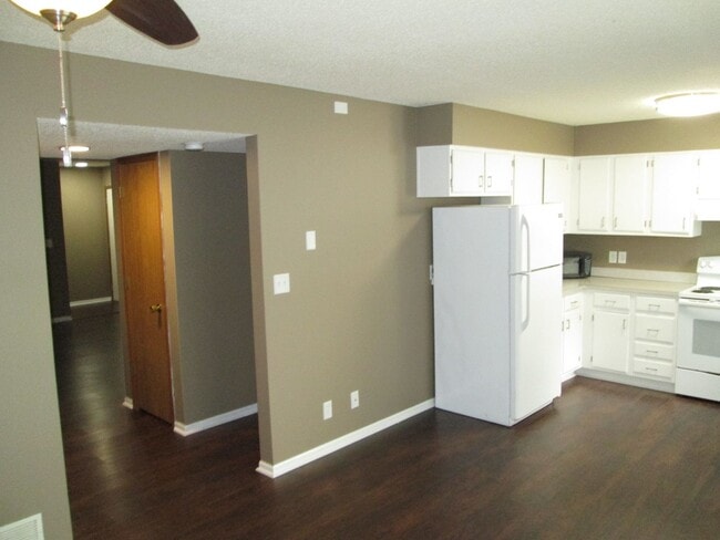 Building Photo - Next to Capital Beach Lake with free internet & cable tv