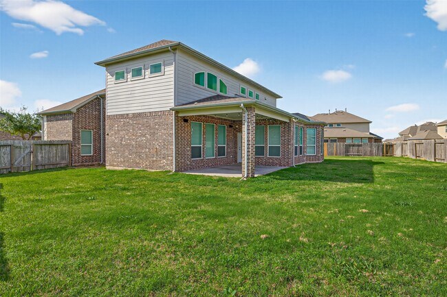 Building Photo - 16114 Sydneyann Dr