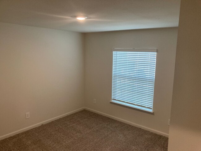 Building Photo - 3007 Boran Dr