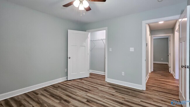 Building Photo - 14300 Peek Dr