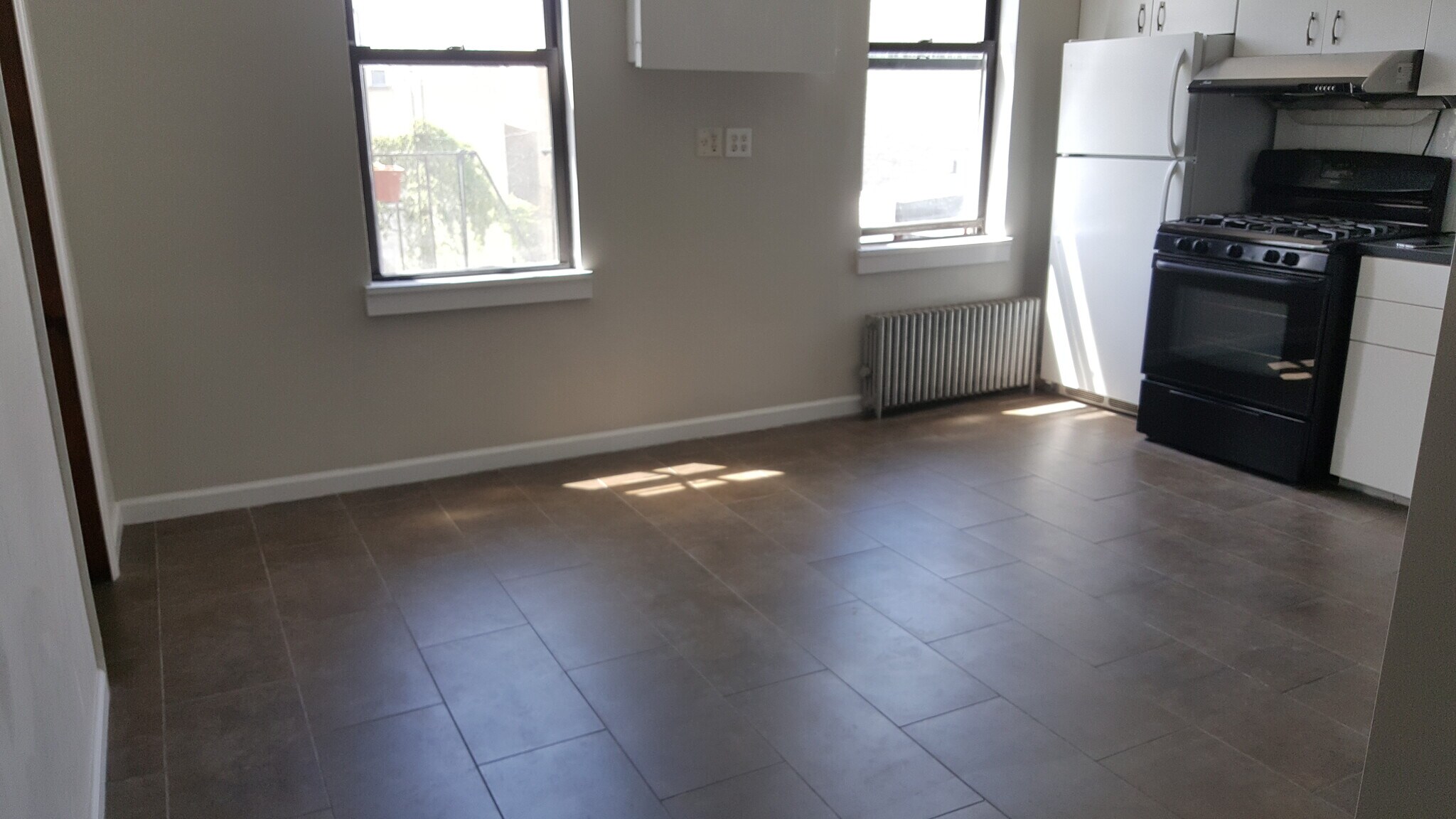 Building Photo - 14 Skillman Ave