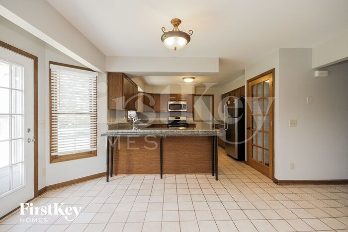 Building Photo - 301 Prairie Valley Ct