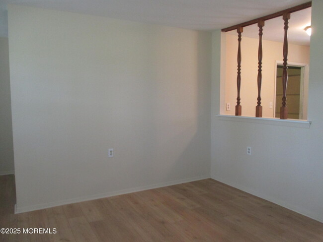 Building Photo - 1236D Hamilton Ct