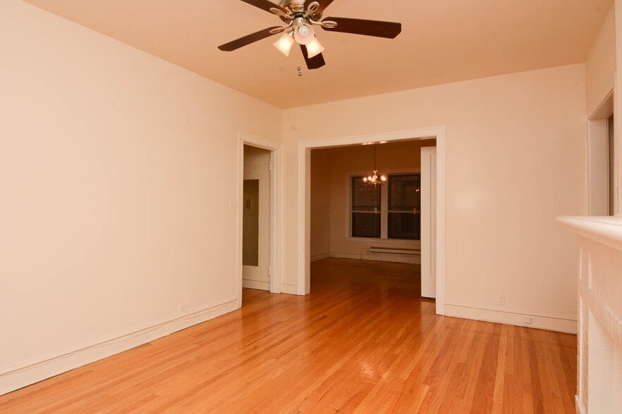 Building Photo - 1312 Oak Ave