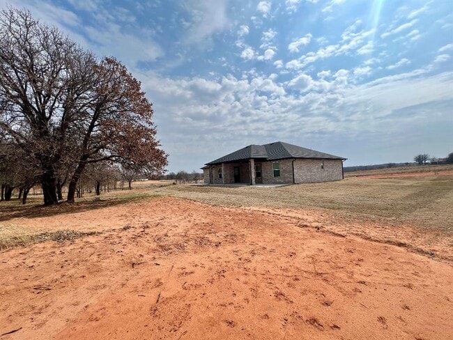 Building Photo - 2184 Hilltop Ln