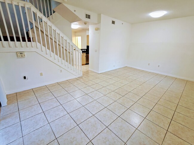 Building Photo - 1035 SW 144th Ave