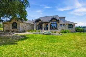 Building Photo - 600 Huck Finn Trail