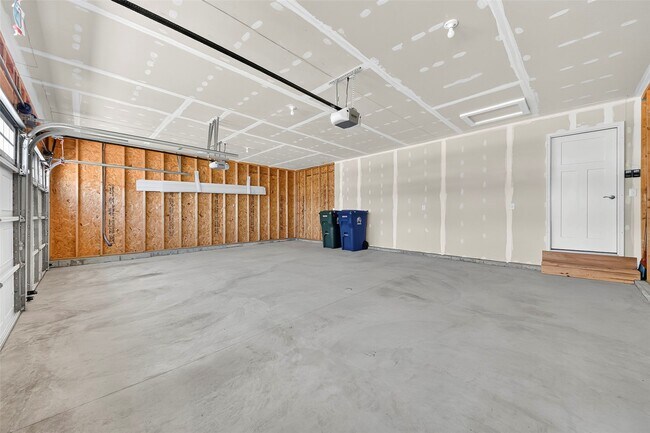 Building Photo - 5540 Autumn Trace Pkwy
