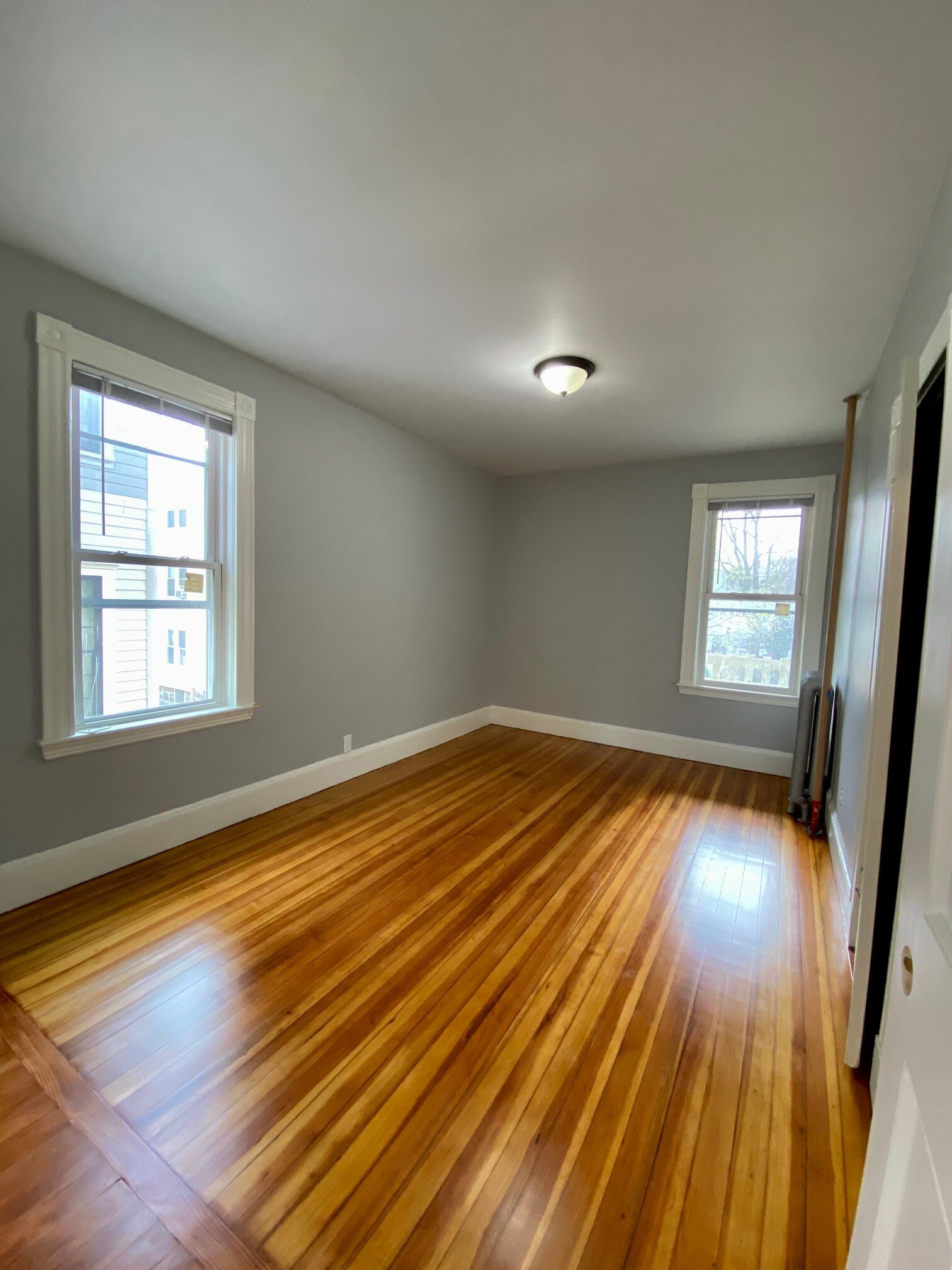 Building Photo - 56 Mansfield St