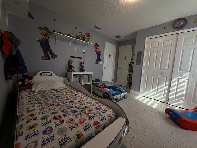 Building Photo - 4706 Doral Pointe Dr