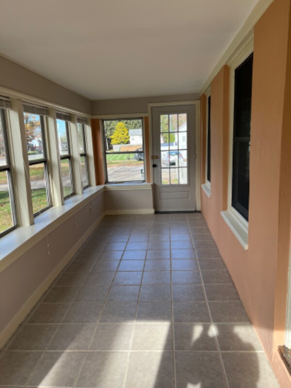 Building Photo - 506 Stafford Rd