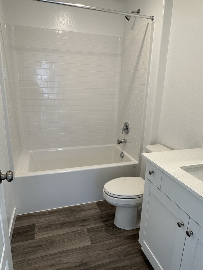 Building Photo - 4417 Hampton Wy