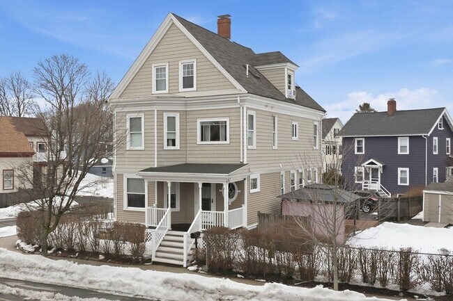 Building Photo - 202 North St