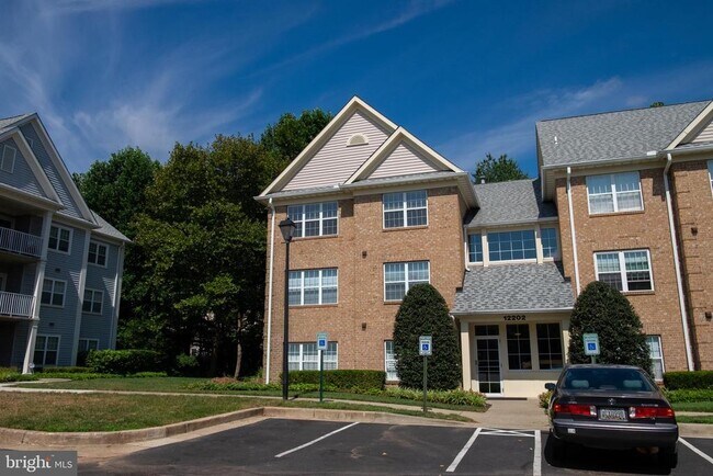 Primary Photo - 12202 Burncourt Rd