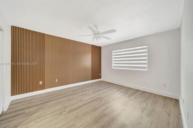 Building Photo - 15400 SW 284th St