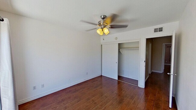 Building Photo - 1825 Celeste Ln
