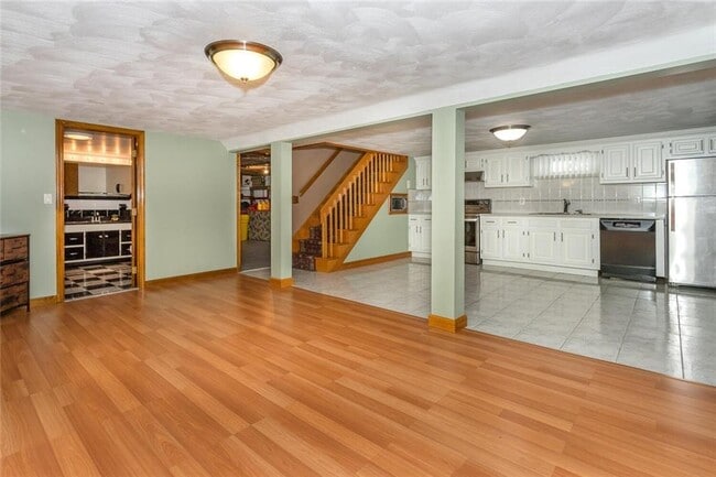 Building Photo - 275 Columbus Ave