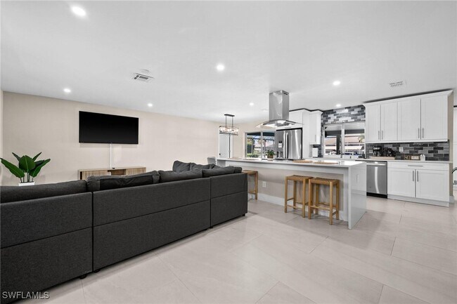 Primary Photo - 117 SE 40th Terrace