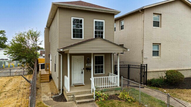 Building Photo - 1279 Indianola Ave