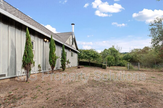 Building Photo - 5151 Nicasio Valley Rd