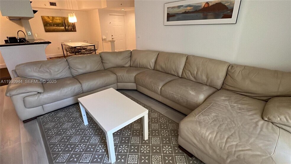 Building Photo - 17100 N Bay Rd