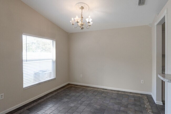 Building Photo - 2711 Breakwater Ct