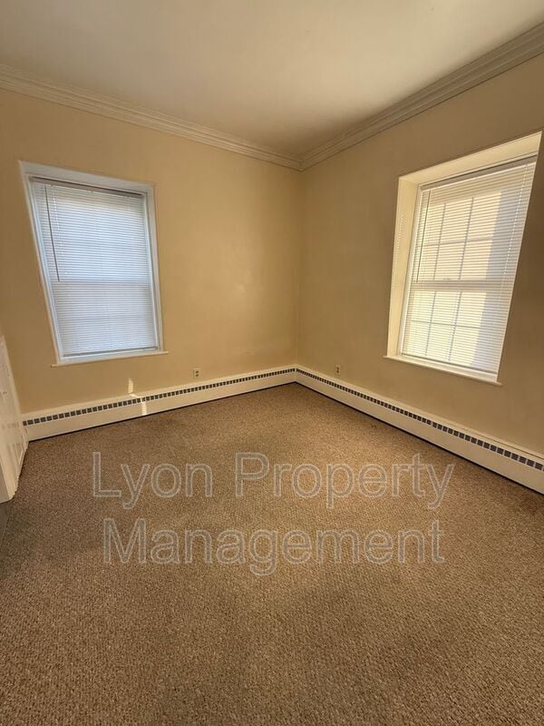 Building Photo - 507 Blackstone St