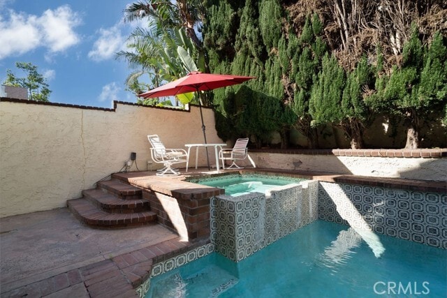 Building Photo - 34 Columbus