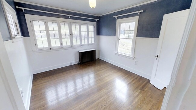 Building Photo - ***PENDING APPLICATION***3BD/2BA Pet Frien...