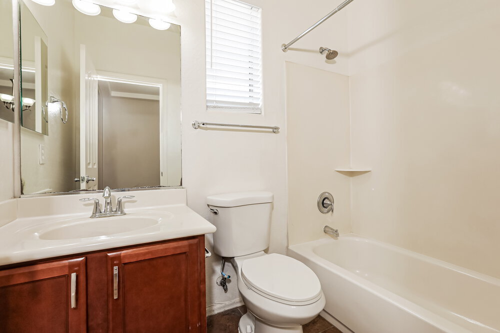 Building Photo - 38514 N Navarro Dr