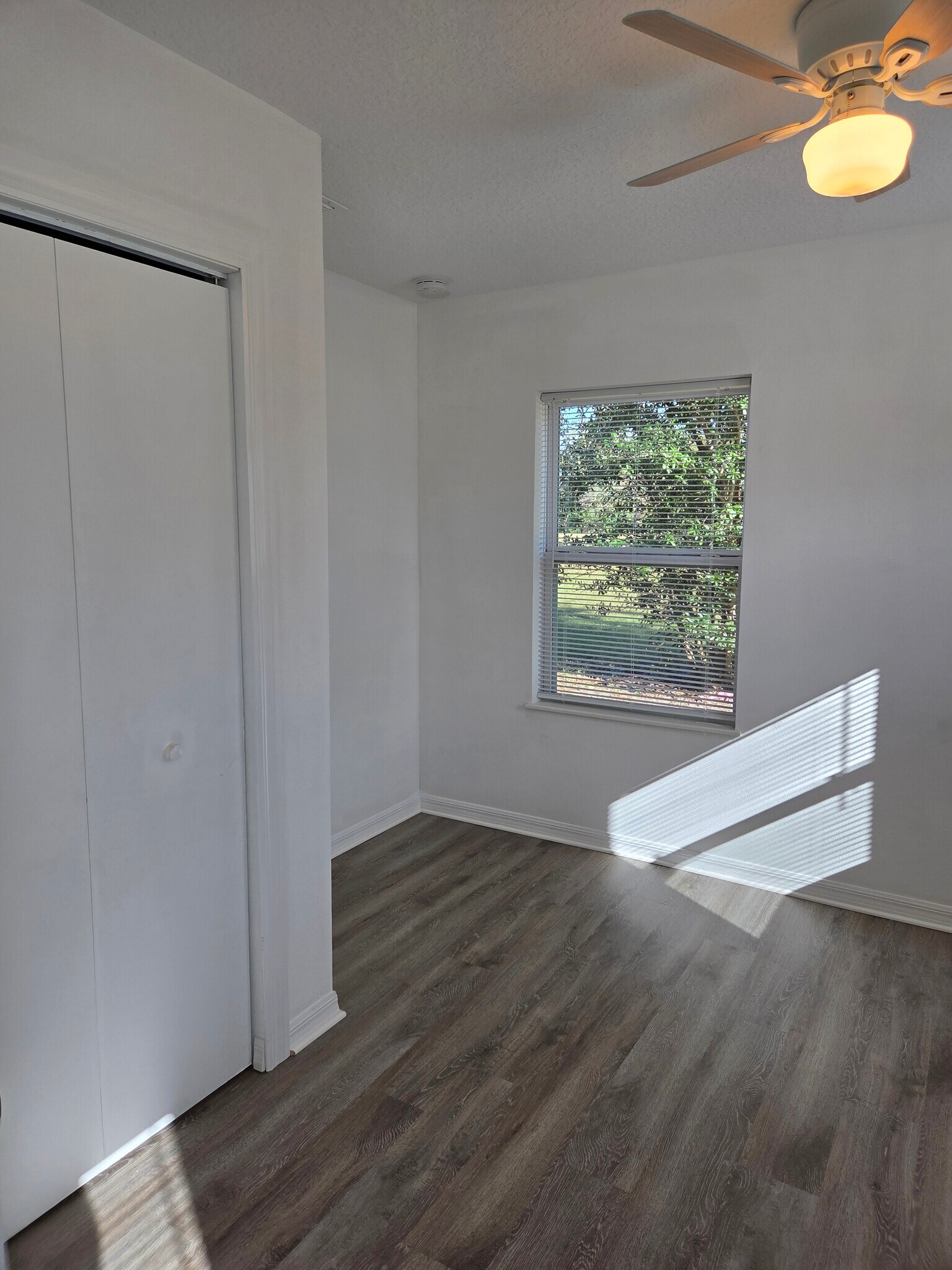 Bedroom 2 - 803 E Hart St