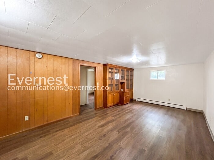 Building Photo - 2205 N Royer St