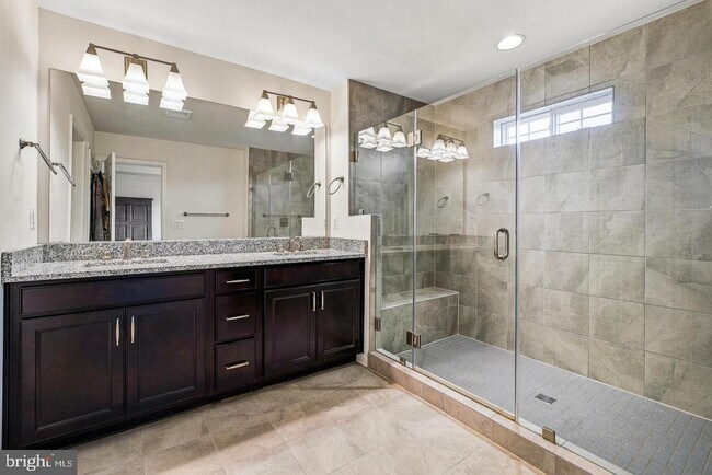Building Photo - 21521 Willow Breeze Sq