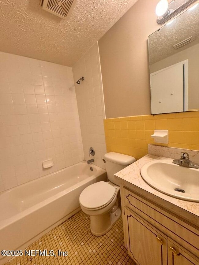 Building Photo - 4124 Huntington Forest Blvd