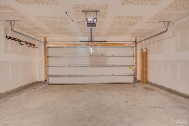 Building Photo - 7328 Lakeside Oak Ct
