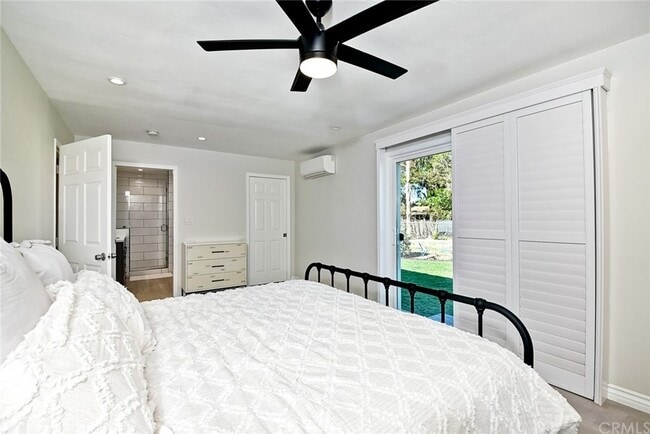 Building Photo - 2642 Davis Pl