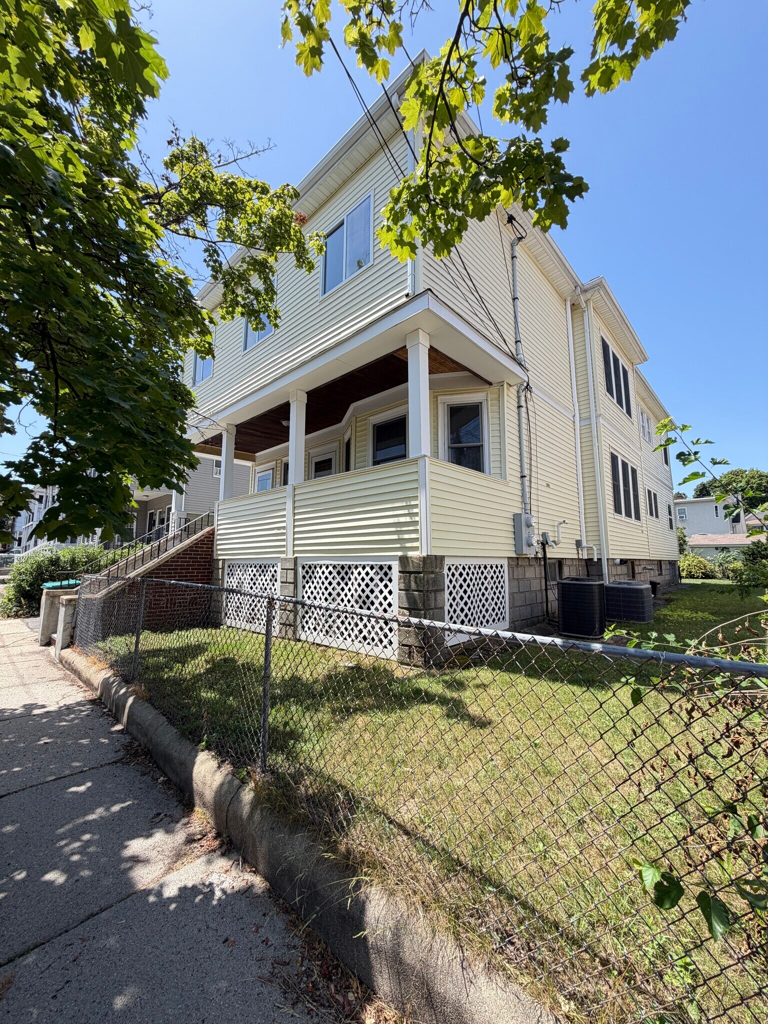 Building Photo - 38 Chipman St