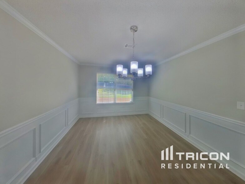 Building Photo - 5767 Blacktop Ct